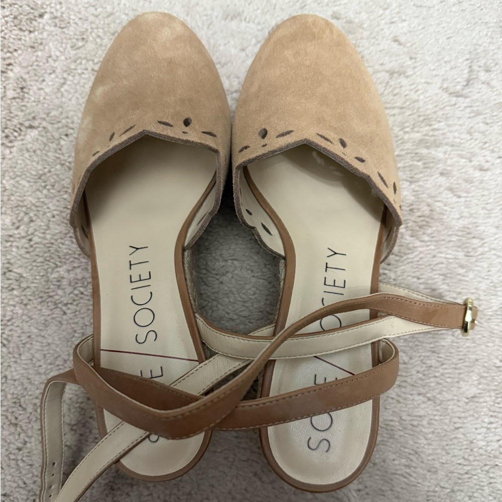 Soul Society Women's Calysa Scalloped Wedge Espadrille Sandals Size 8 in Taupe